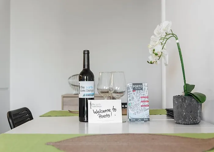 Guestready - One Step Closer * Porto